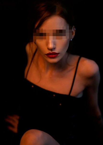 Проститутка Теона